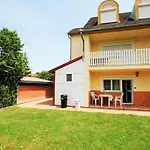 Apartment Fausztland