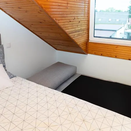 Fausztland Apartment