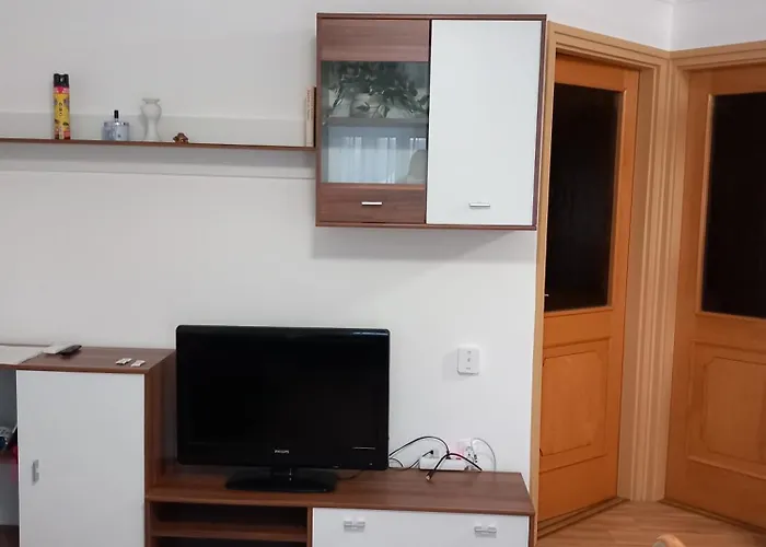 アパート Fausztland Zamárdi