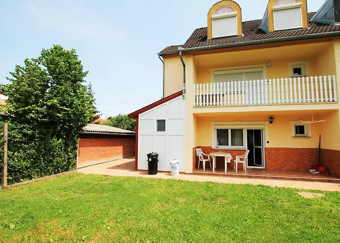 Apartment Fausztland